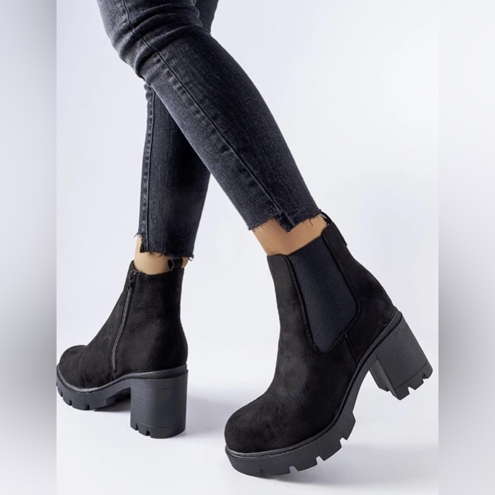 Bershka Black Chunky Ankle Boots